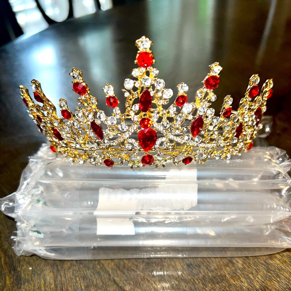 Gold and Red Crown / Corona de Oro y Rojo